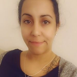 Meet your Posher, Aida